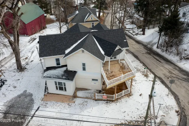 $1,950 | 12 Grow Avenue, Montrose, PA 18801