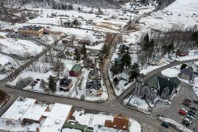 $1,950 | 12 Grow Avenue, Montrose, PA 18801