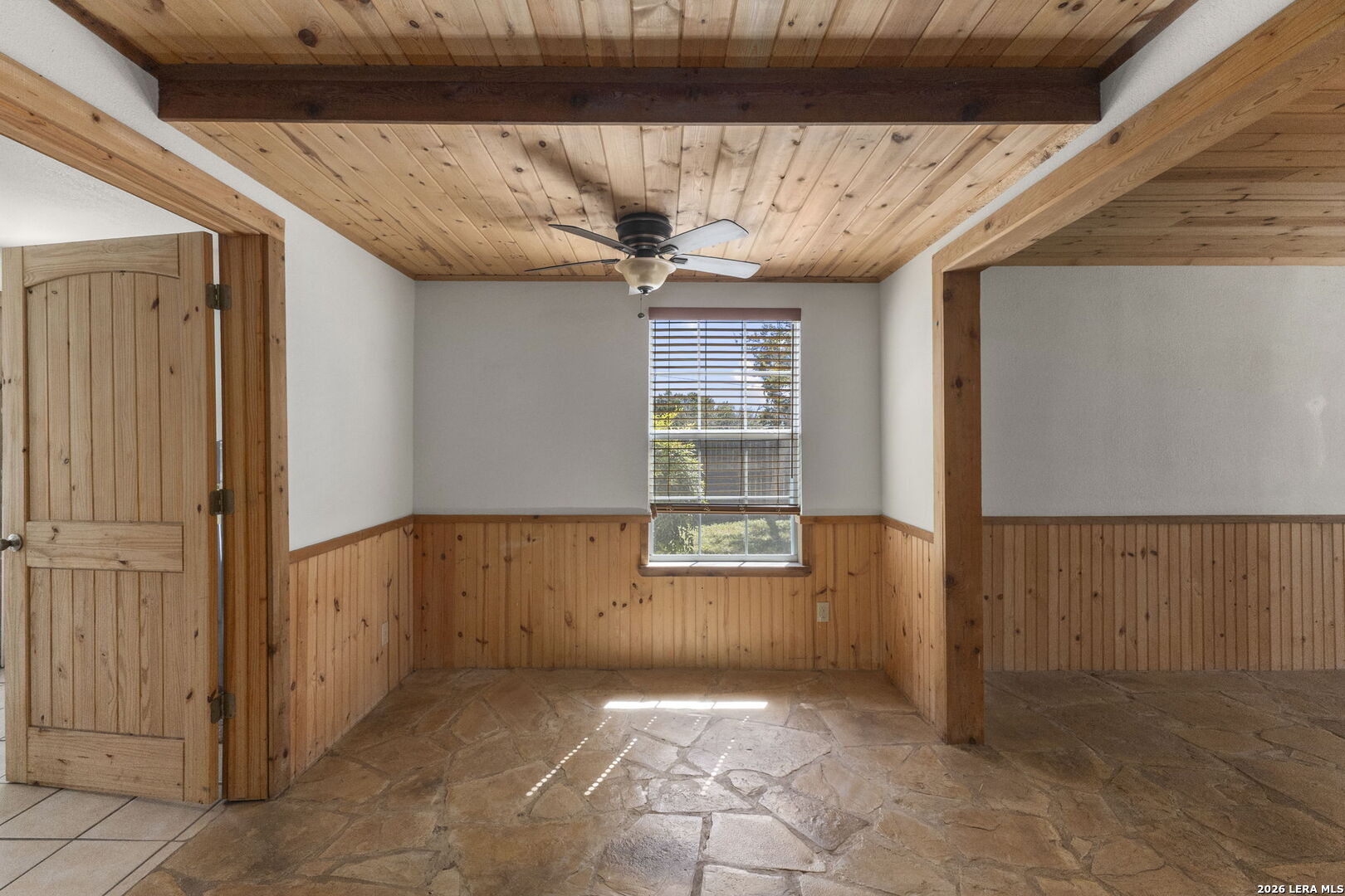 138 Comanche Path Bandera, TX 78003 - Photo 20 of 50 Gallery Image 20