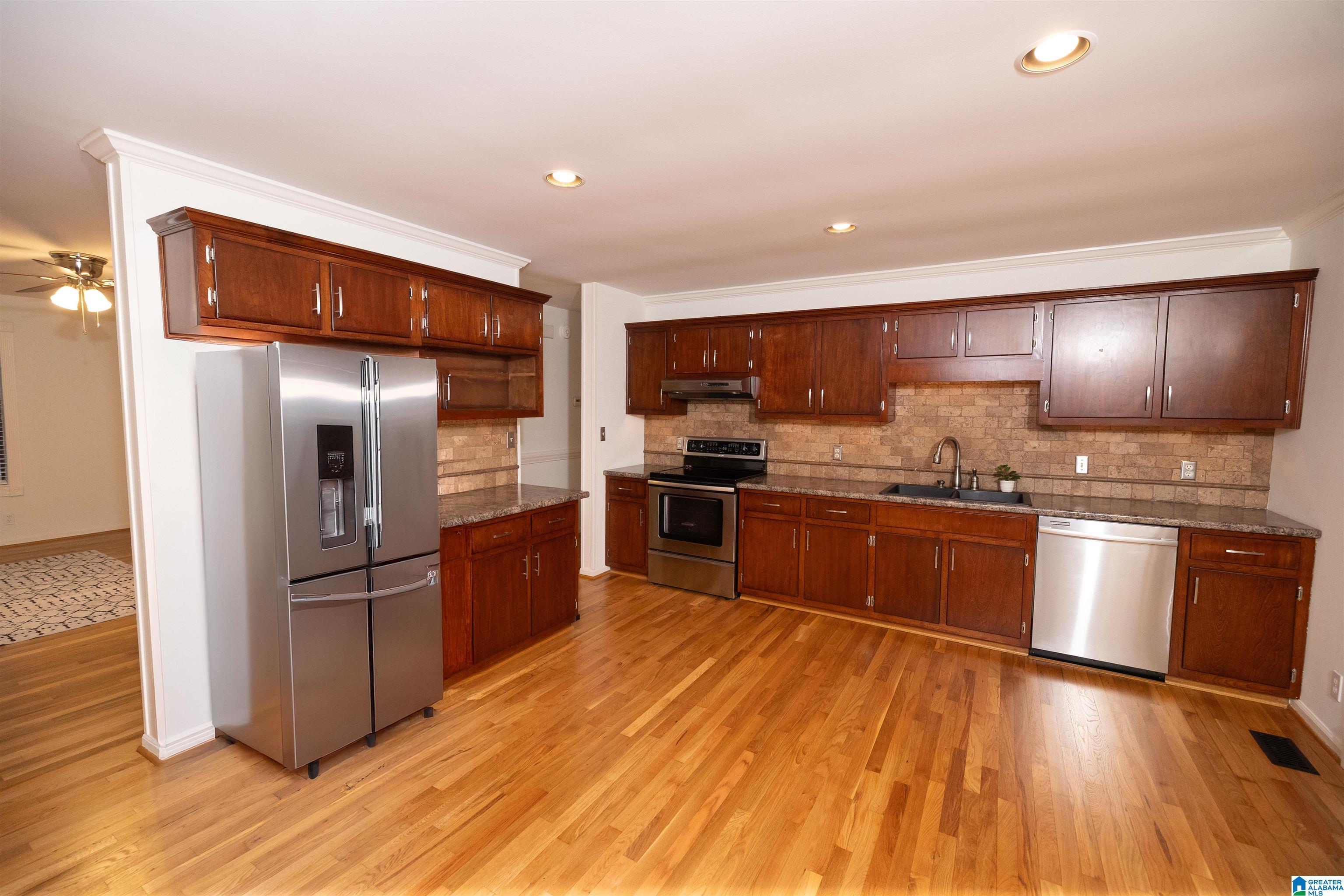 428 15th Terrace Northwest Center Point, AL 35215 - Photo 13 of 30 Gallery Image 13