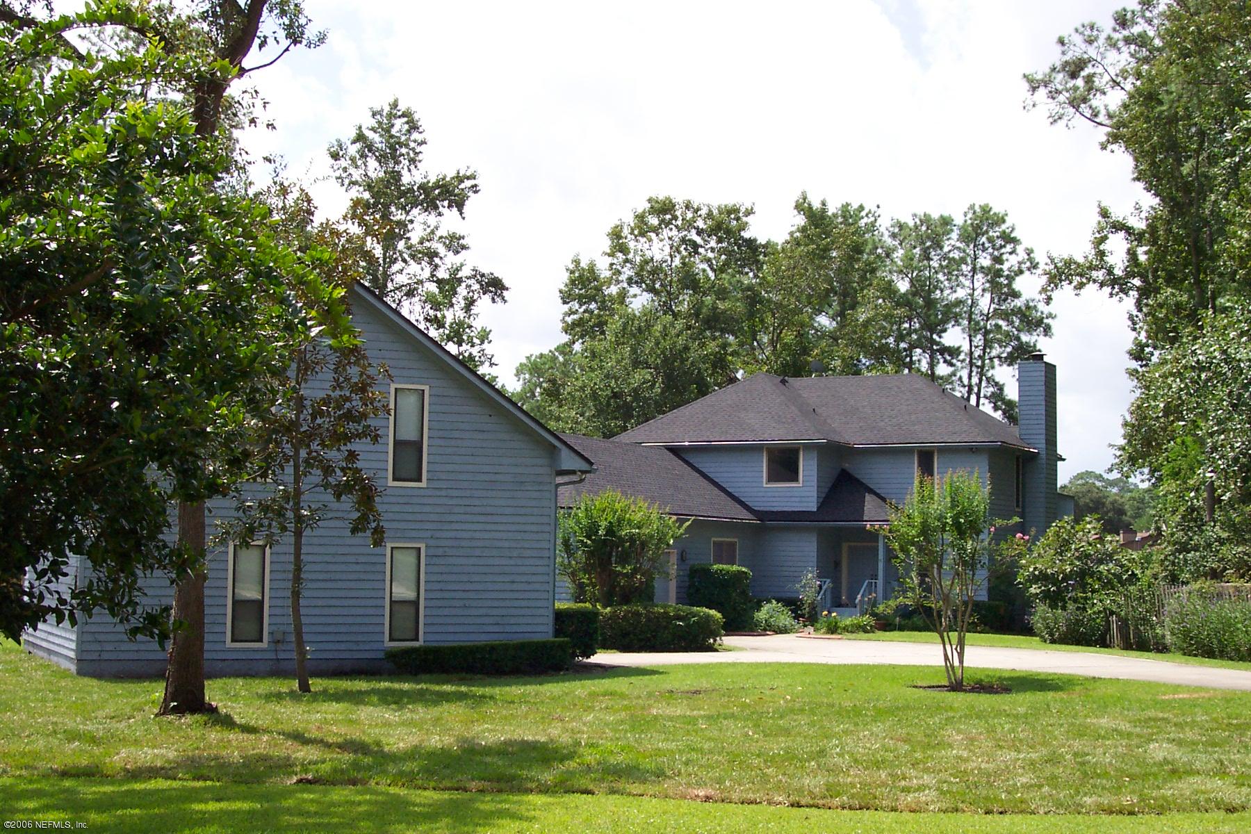 4576 Long Bow Road South Jacksonville, FL 32210 - Photo 2 of 12 Side View of Home