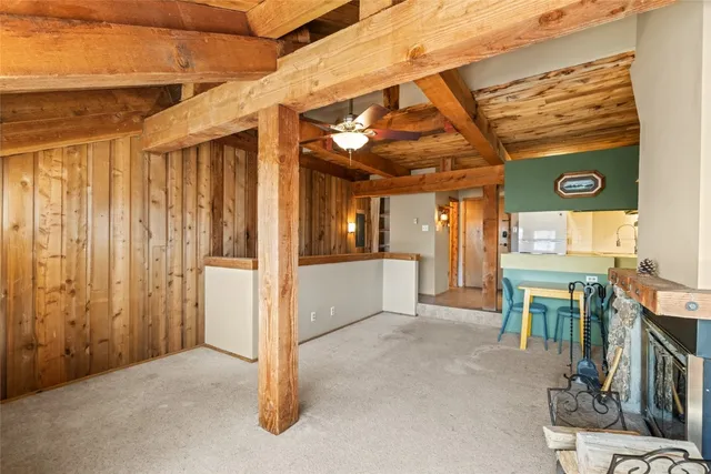 a view of a storage & utility room