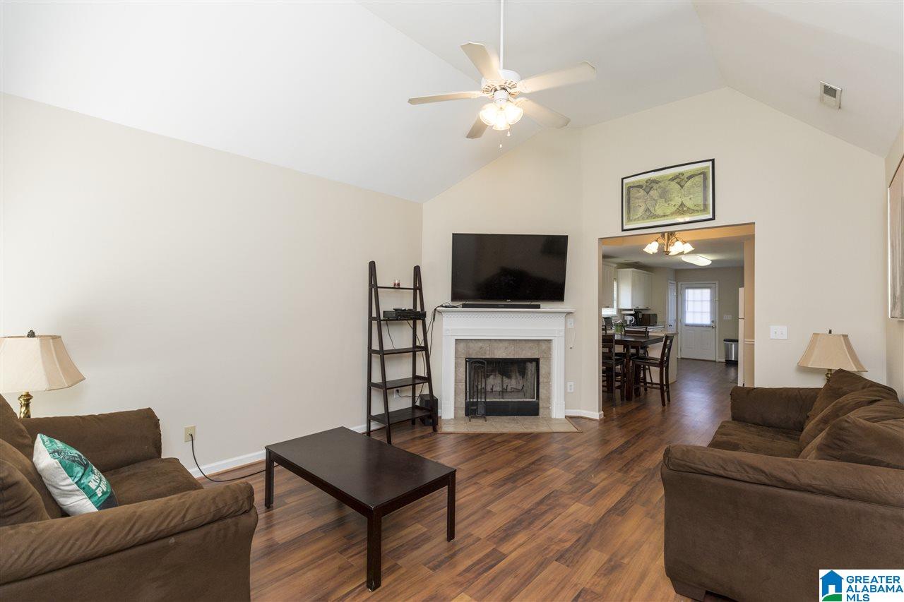 4059 Forest Lakes Road Sterrett, AL 35147 - Photo 3 of 23