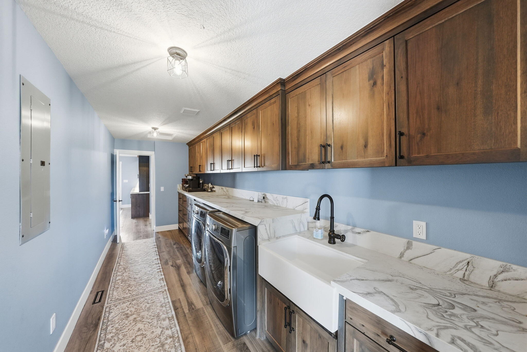26345 Walker Road Bend, OR 97701 - Photo 40 of 98 39-web-or-mls-Riley_Visuals_065