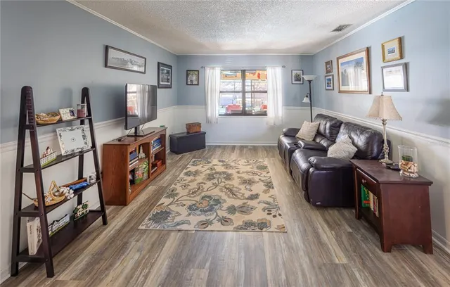 $449,000 | 2770 Lake Pierce Drive, Lake Wales, FL 33898