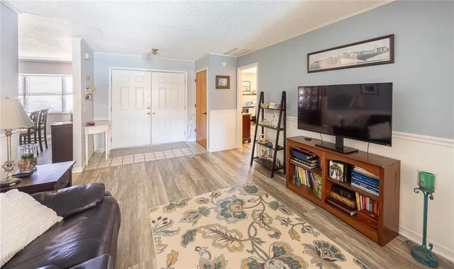 $449,000 | 2770 Lake Pierce Drive, Lake Wales, FL 33898