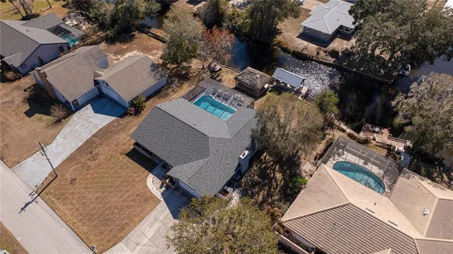 $449,000 | 2770 Lake Pierce Drive, Lake Wales, FL 33898