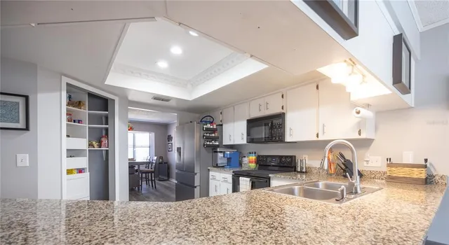 $449,000 | 2770 Lake Pierce Drive, Lake Wales, FL 33898