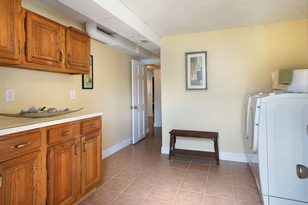 13 William Road Billerica, MA 01821 - Photo 23 of 30 Gallery Image 23