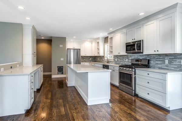 19 Uncas Road, Unit B Gloucester, MA 01930 - Photo 3 of 28 Gallery Image 3