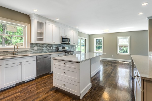 19 Uncas Road, Unit B Gloucester, MA 01930 - Photo 7 of 28 Gallery Image 7