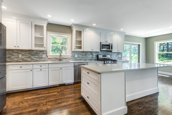 19 Uncas Road, Unit B Gloucester, MA 01930 - Photo 8 of 28 Gallery Image 8