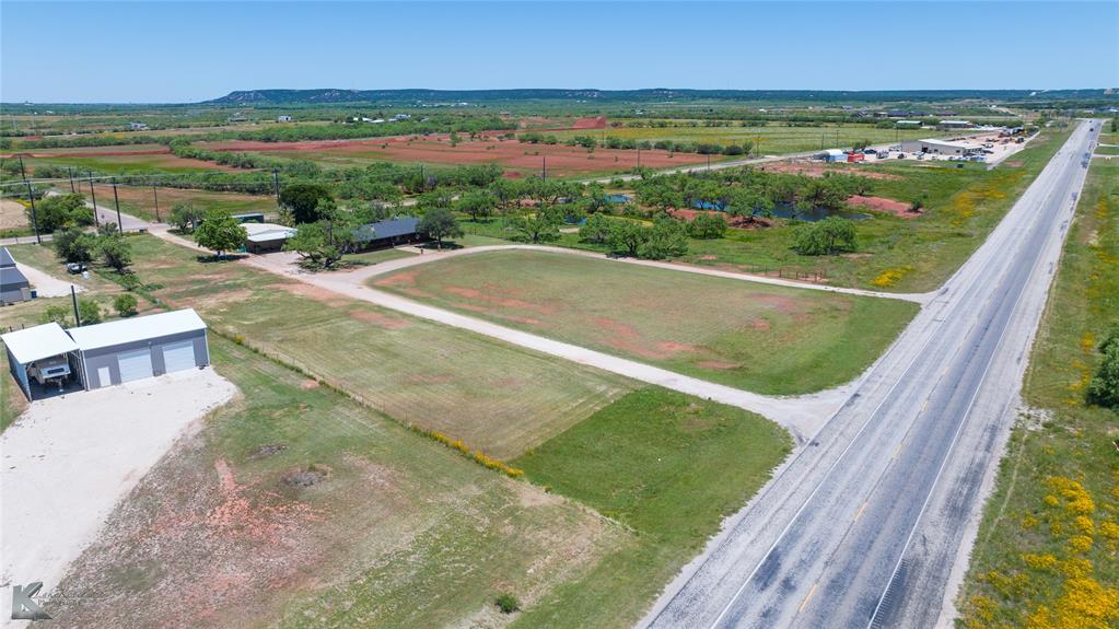 4142 Highway 83 Tuscola, TX 79562 - Photo 25 of 25 a view of a balcony with an ocean view