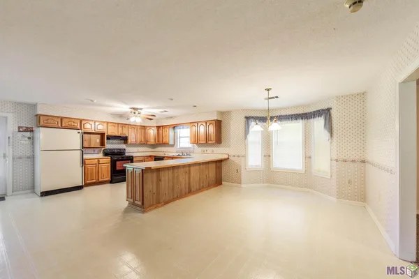 $349,000 | 119 Norwich Lane, Houma, LA 70360