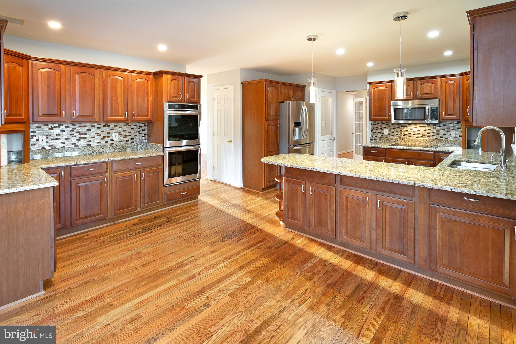 6877 Walnut Heights Drive Warrenton, VA 20186 - Photo 15 of 50