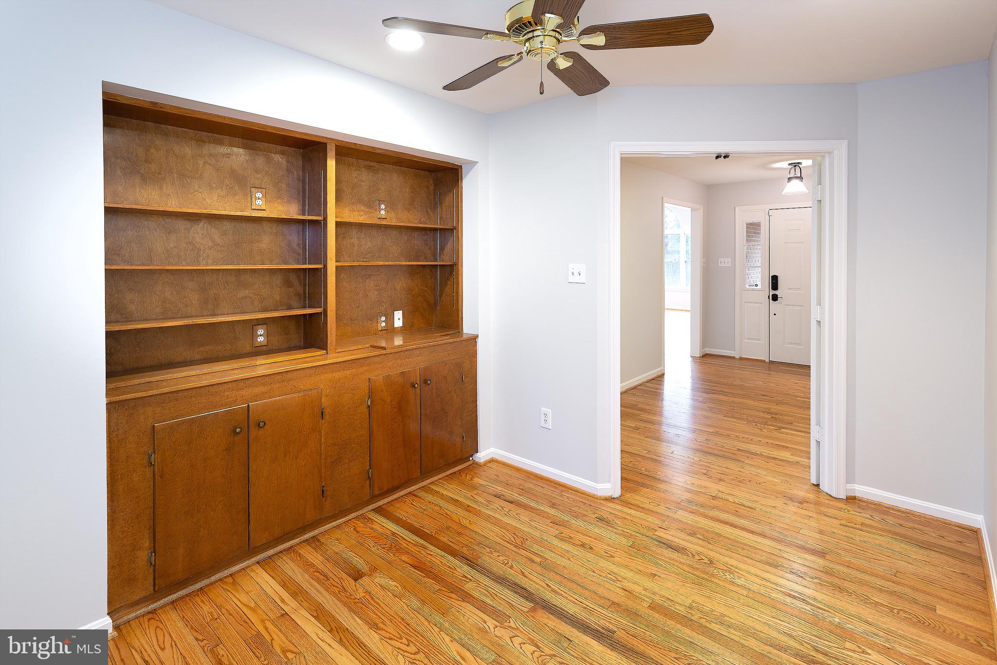 6877 Walnut Heights Drive Warrenton, VA 20186 - Photo 21 of 50