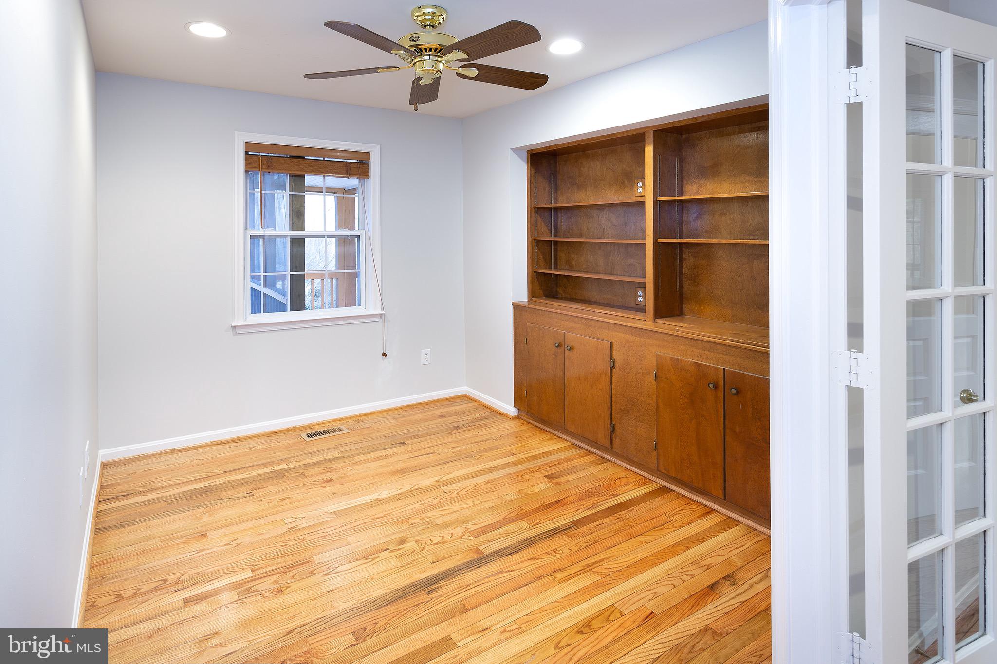 6877 Walnut Heights Drive Warrenton, VA 20186 - Photo 23 of 50