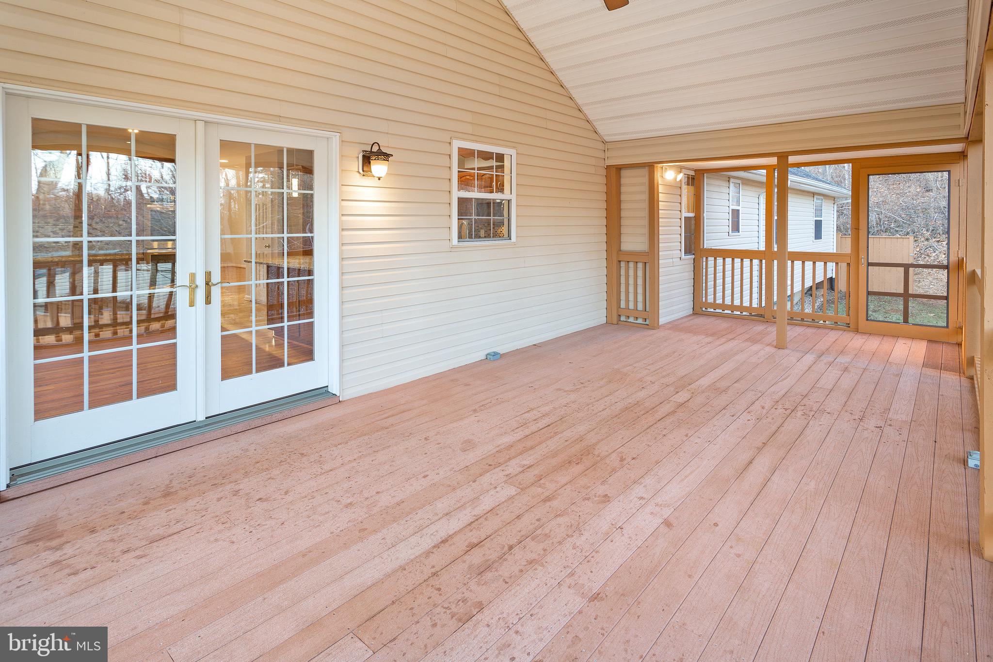 6877 Walnut Heights Drive Warrenton, VA 20186 - Photo 24 of 50