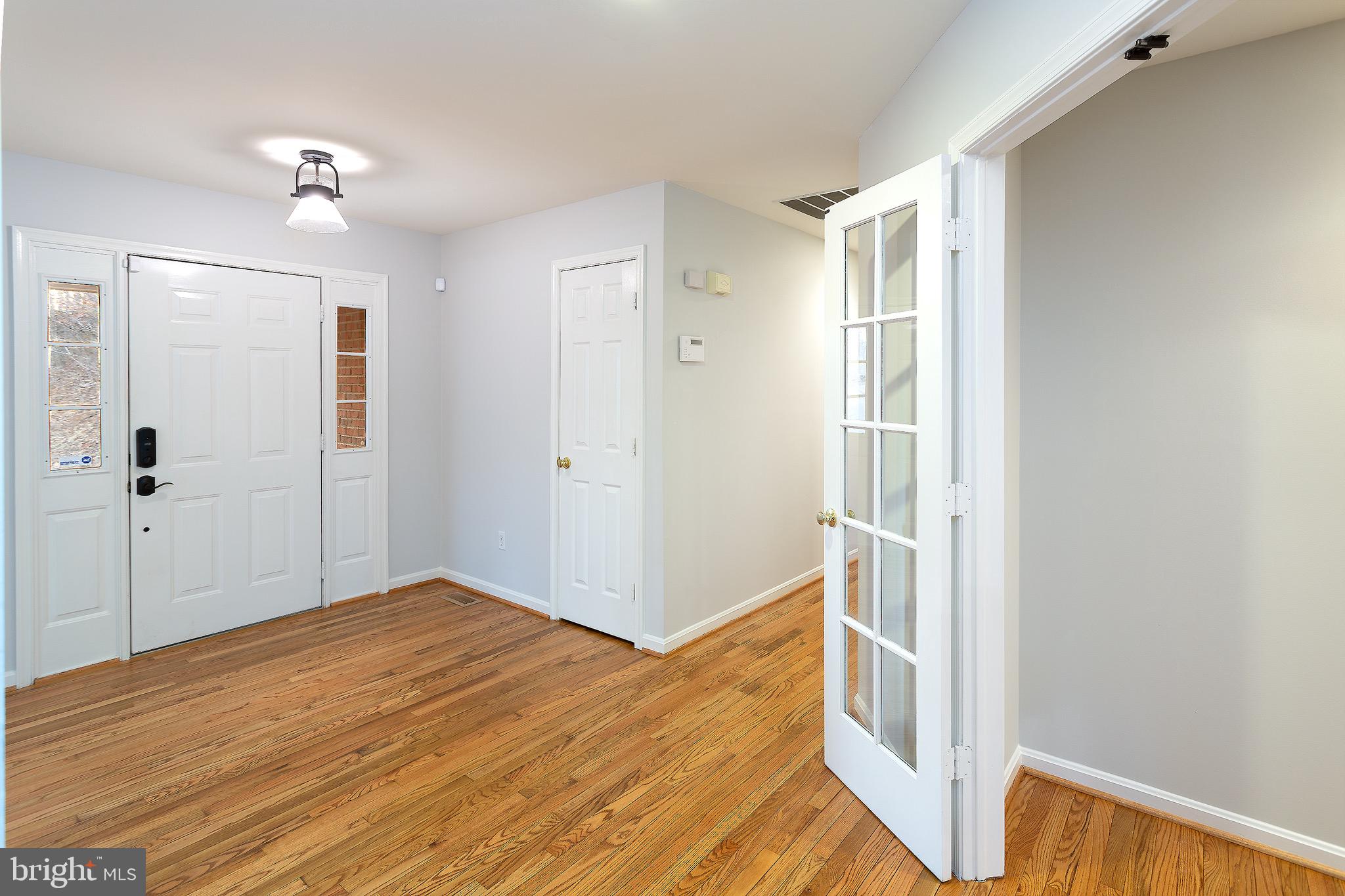 6877 Walnut Heights Drive Warrenton, VA 20186 - Photo 25 of 50