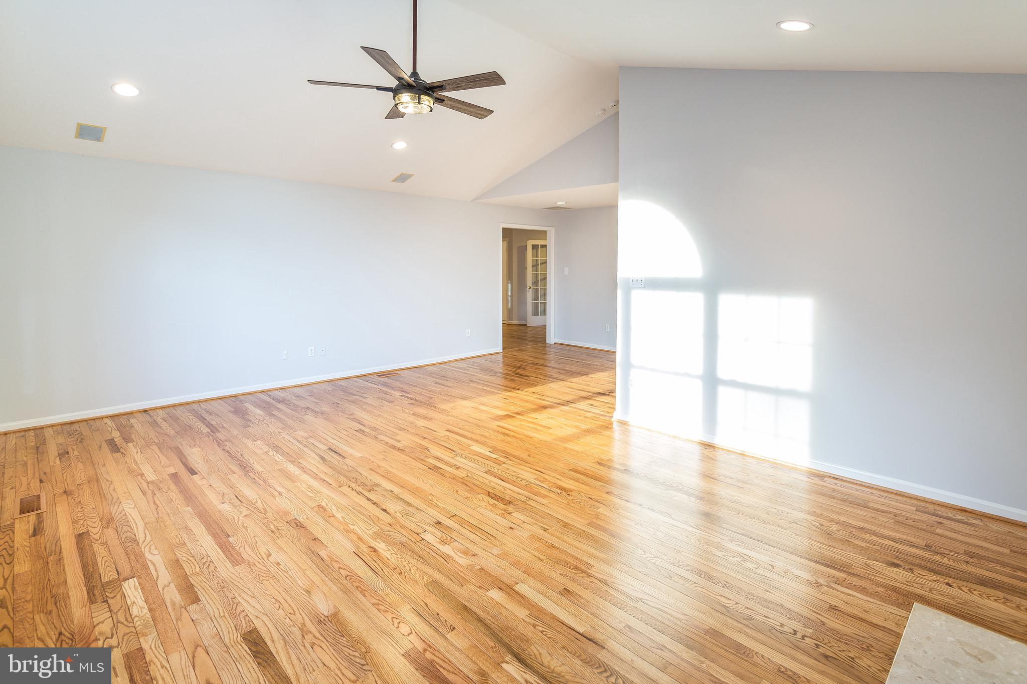 6877 Walnut Heights Drive Warrenton, VA 20186 - Photo 32 of 50