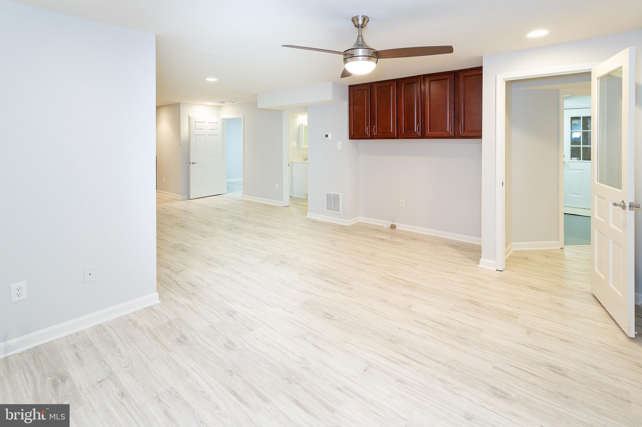 6877 Walnut Heights Drive Warrenton, VA 20186 - Photo 33 of 50