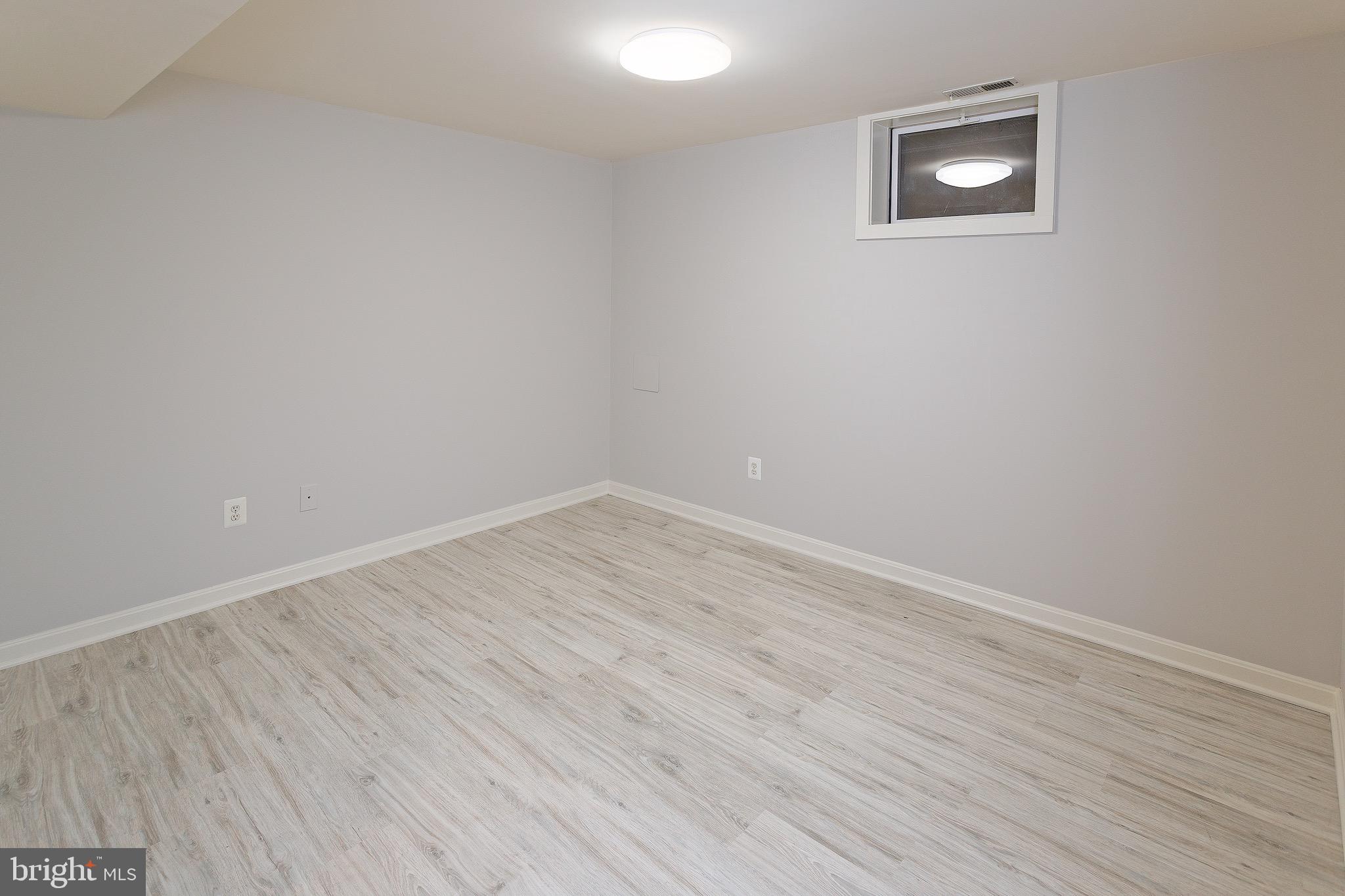 6877 Walnut Heights Drive Warrenton, VA 20186 - Photo 36 of 50