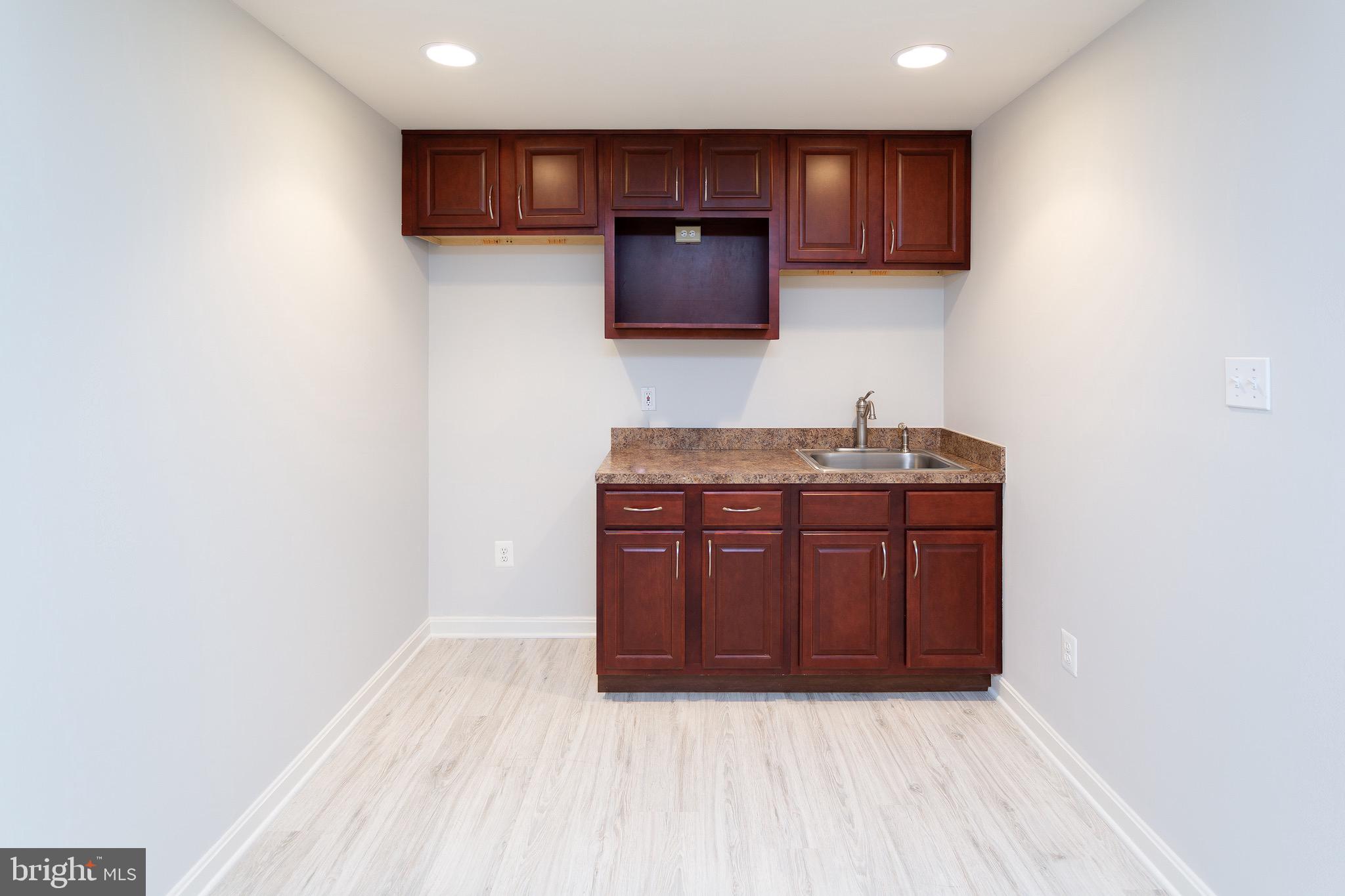 6877 Walnut Heights Drive Warrenton, VA 20186 - Photo 37 of 50