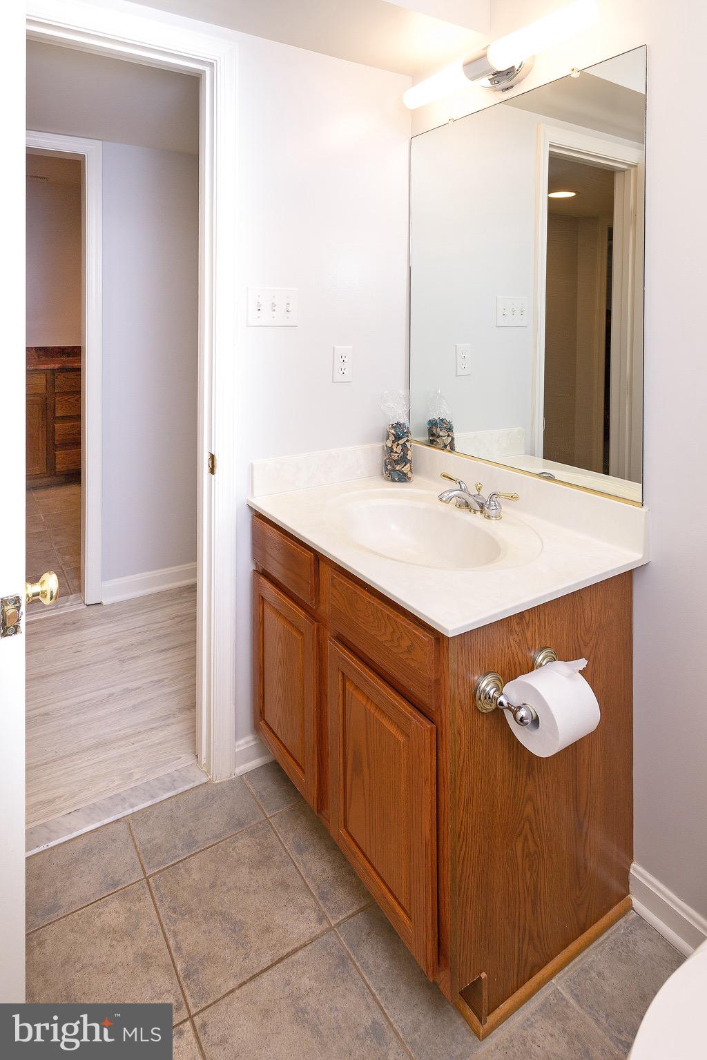 6877 Walnut Heights Drive Warrenton, VA 20186 - Photo 43 of 50