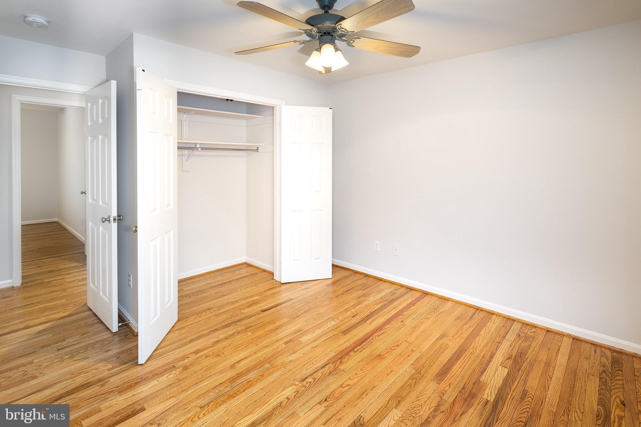 6877 Walnut Heights Drive Warrenton, VA 20186 - Photo 6 of 50