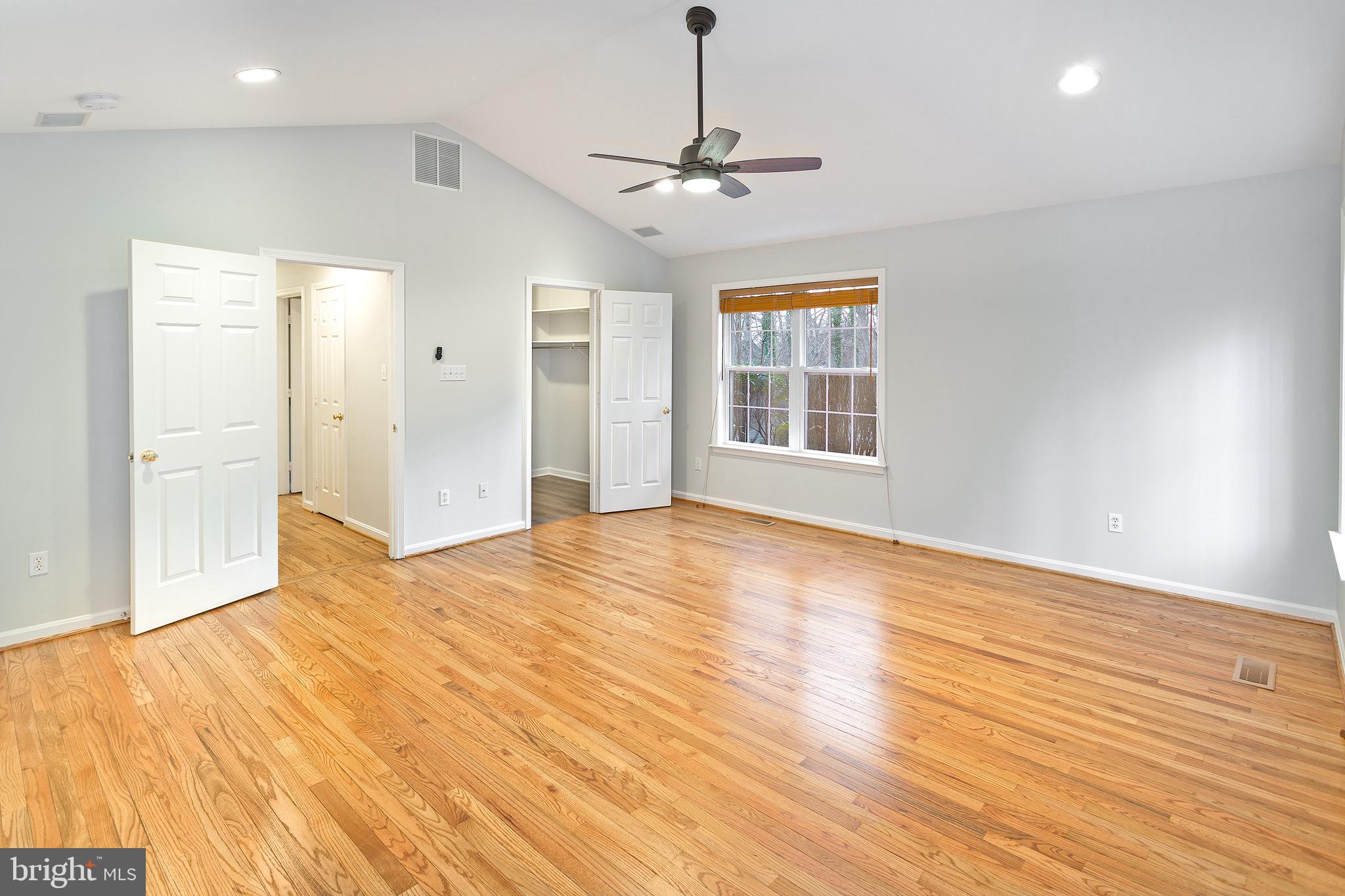 6877 Walnut Heights Drive Warrenton, VA 20186 - Photo 8 of 50