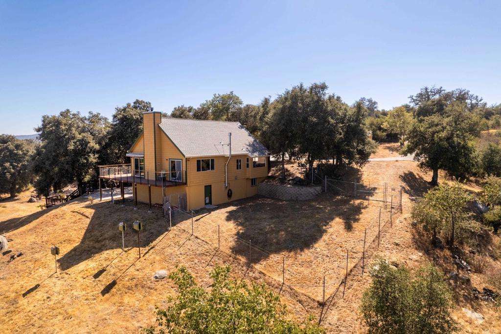 25770 East Grade Road Santa Ysabel, CA 92070 - Photo 55 of 75 a view of a house with a snow in the background