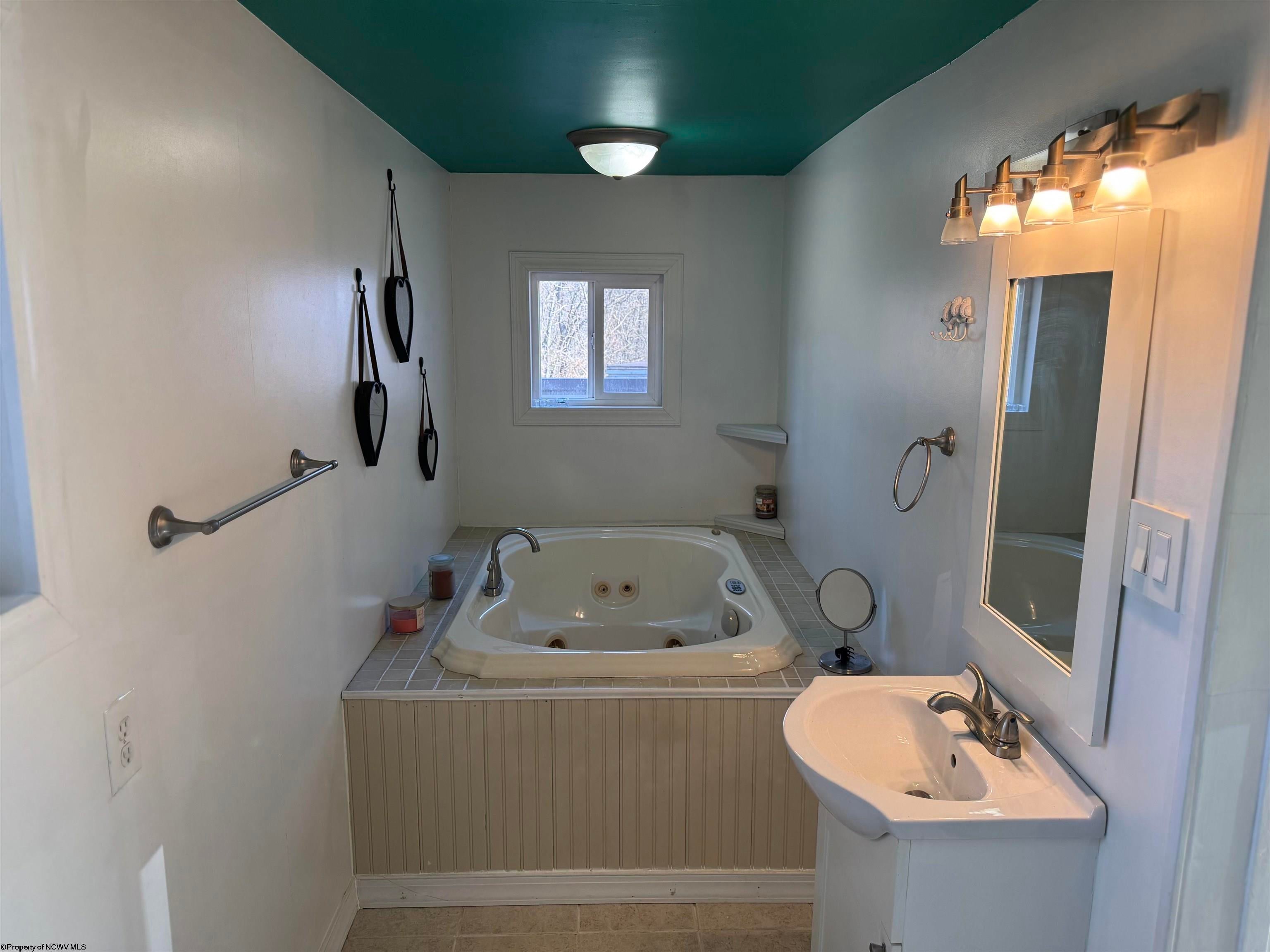 111 Fairview Street Rivesville, WV 26588 - Photo 10 of 27 Gallery Image 10