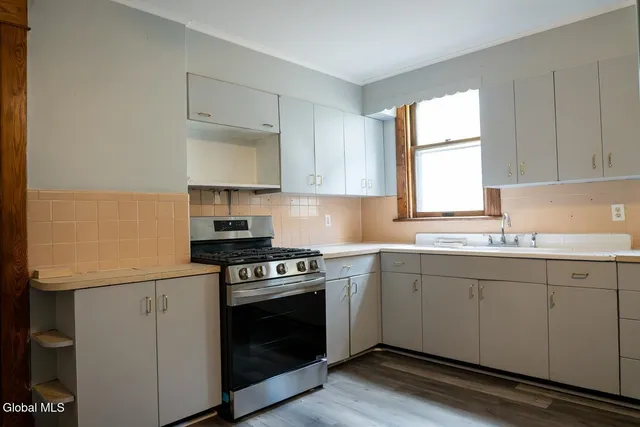 $399,900 | 57 North Brandywine Avenue, Schenectady, NY 12307