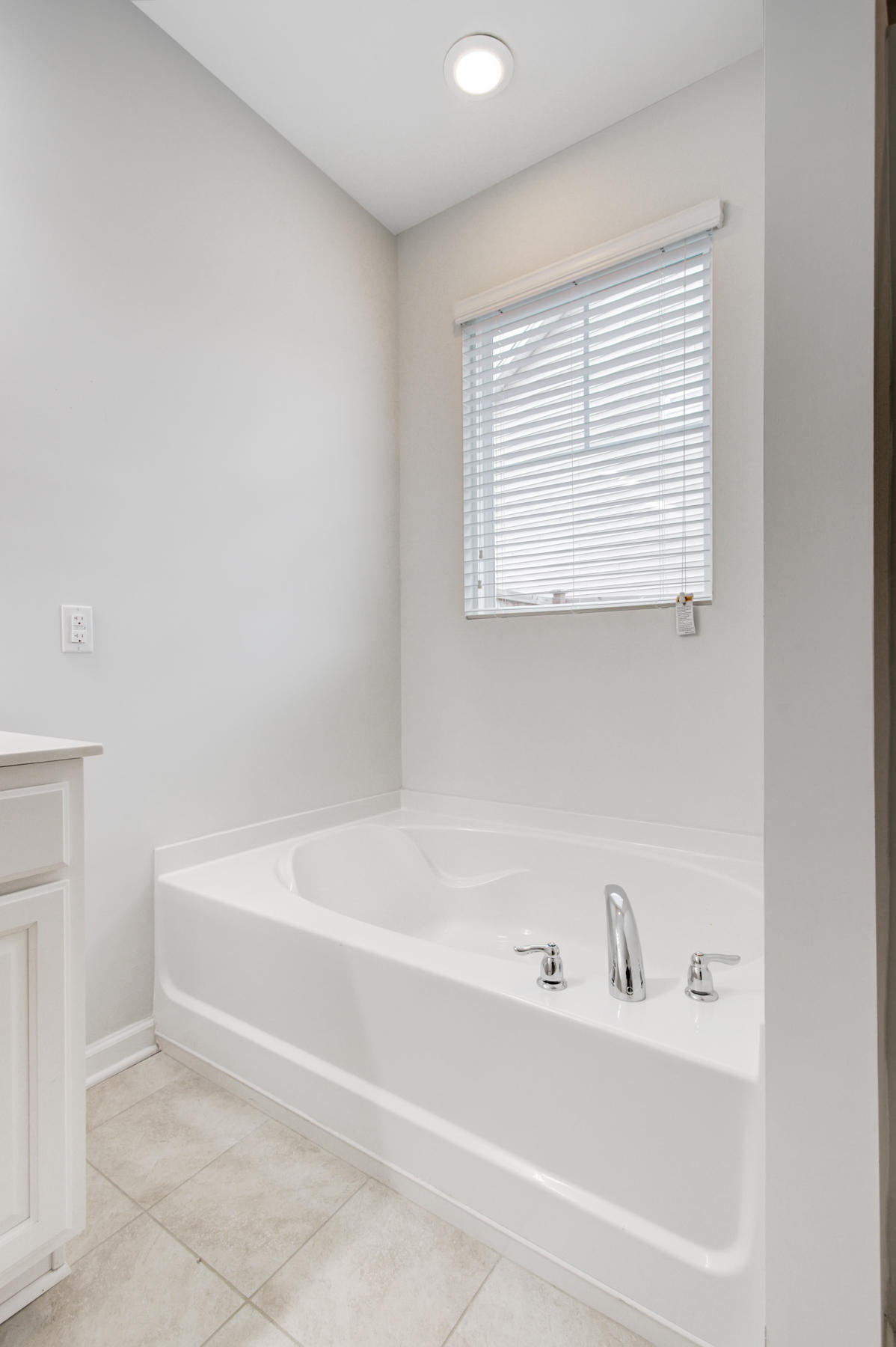 135 Nolin Road Moncks Corner, SC 29461 - Photo 17 of 42 135 Nolin Rd, Moncks Corner SC (17)
