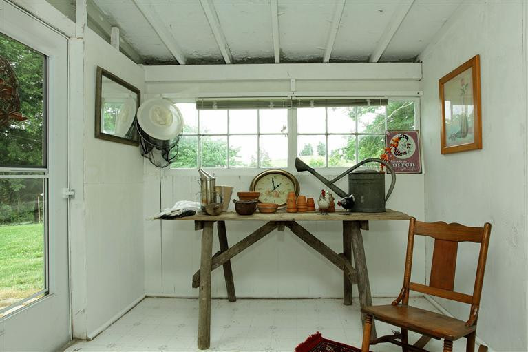 2224 Taylor Ridge Road Nicholasville, KY 40356 - Photo 20 of 37 Potting shed? Side porch? Mud Room? M