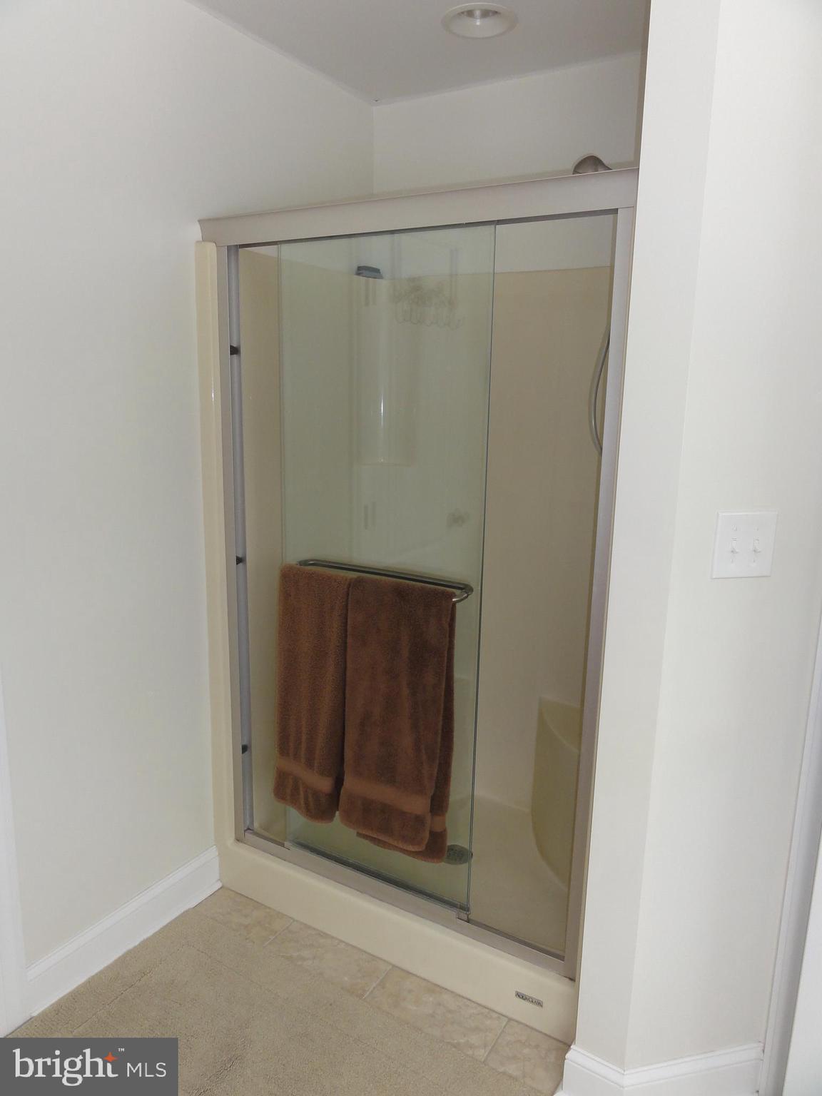 185 Whitacre Road Gore, VA 22637 - Photo 29 of 63 Master bathroom