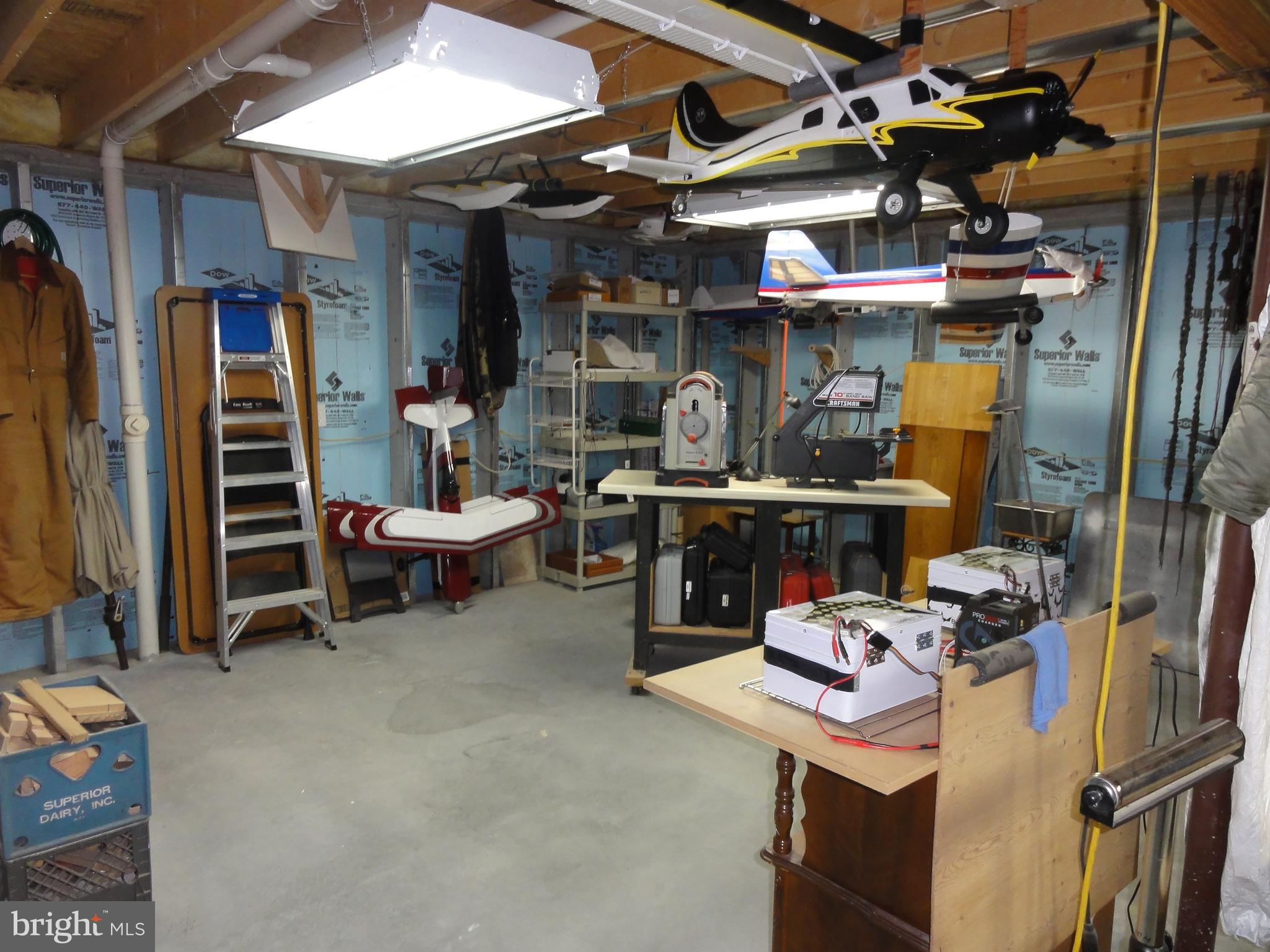 185 Whitacre Road Gore, VA 22637 - Photo 41 of 63 Workshop in basement