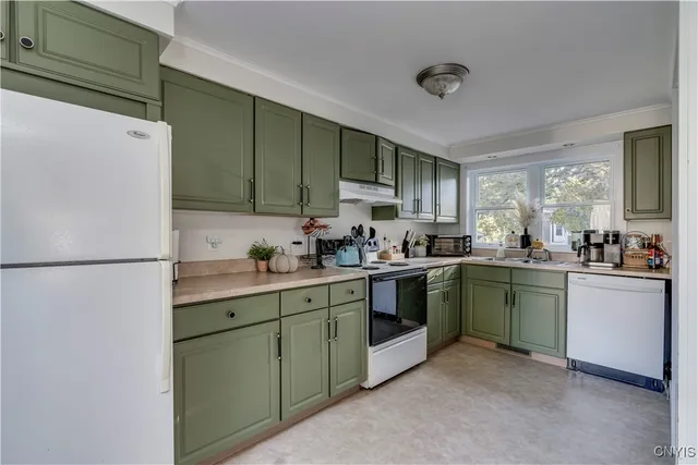 $330,000 | 601 Merrick Street, Clayton, NY 13624