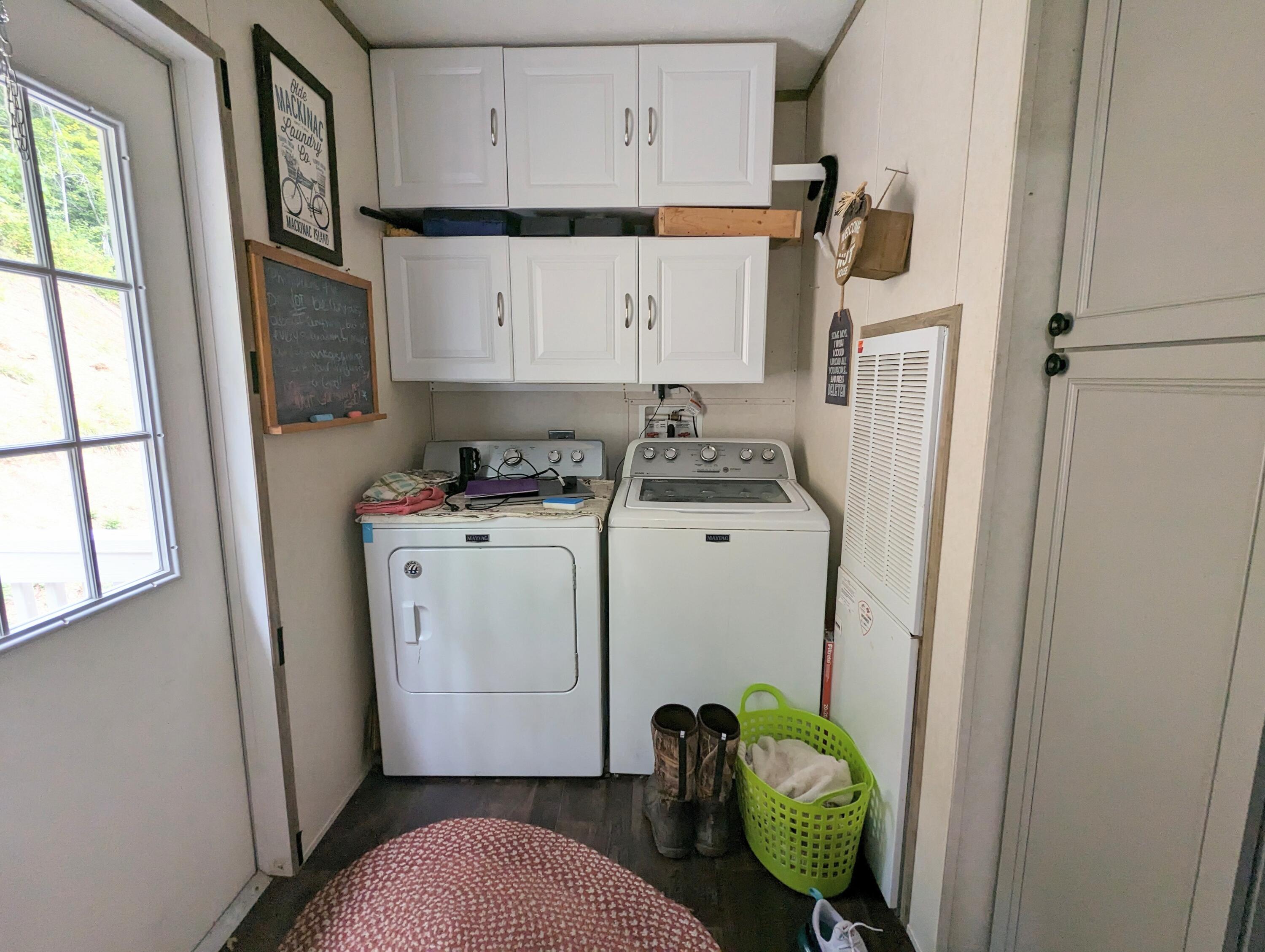 2570 Backbone Ridge Haysi, VA 24256 - Photo 24 of 39 PXL_20230719_181844114