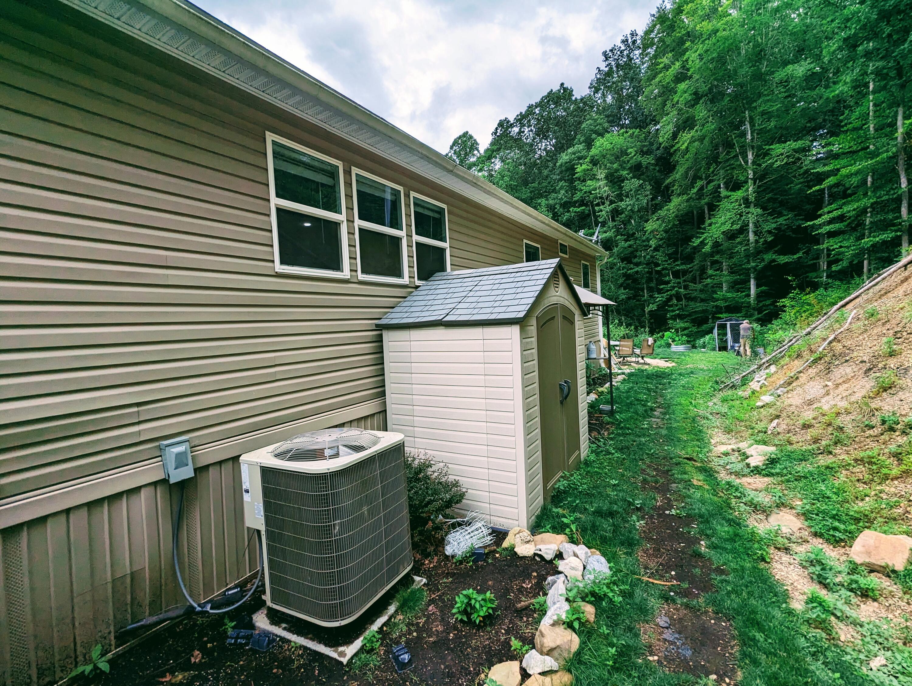 2570 Backbone Ridge Haysi, VA 24256 - Photo 10 of 39 PXL_20230719_184147746
