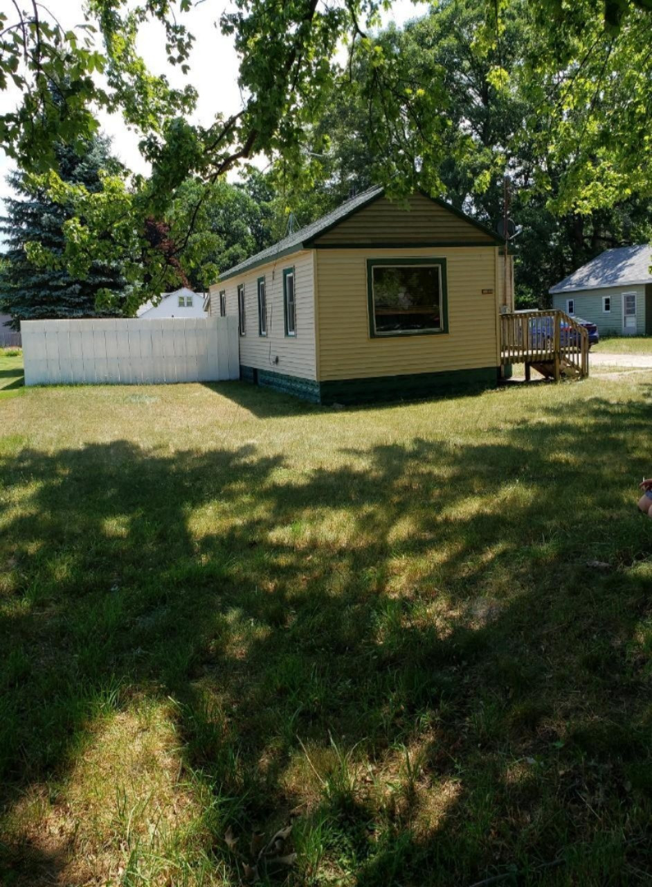 1180 Quarterline Road Muskegon, MI 49442 - Photo 4 of 35 Quarterline