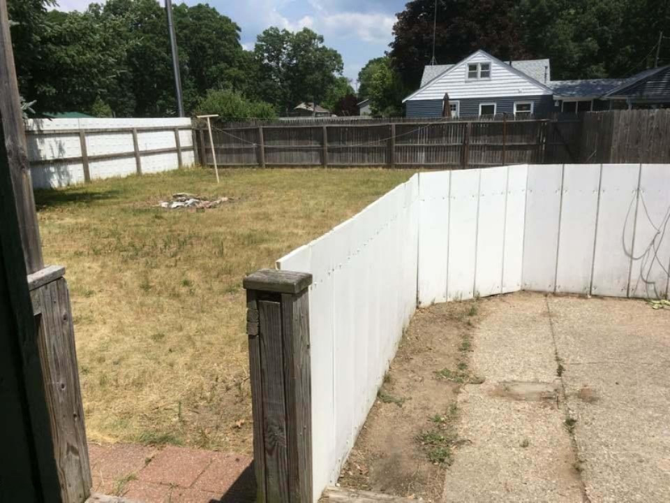 1180 Quarterline Road Muskegon, MI 49442 - Photo 8 of 35 Quarterline