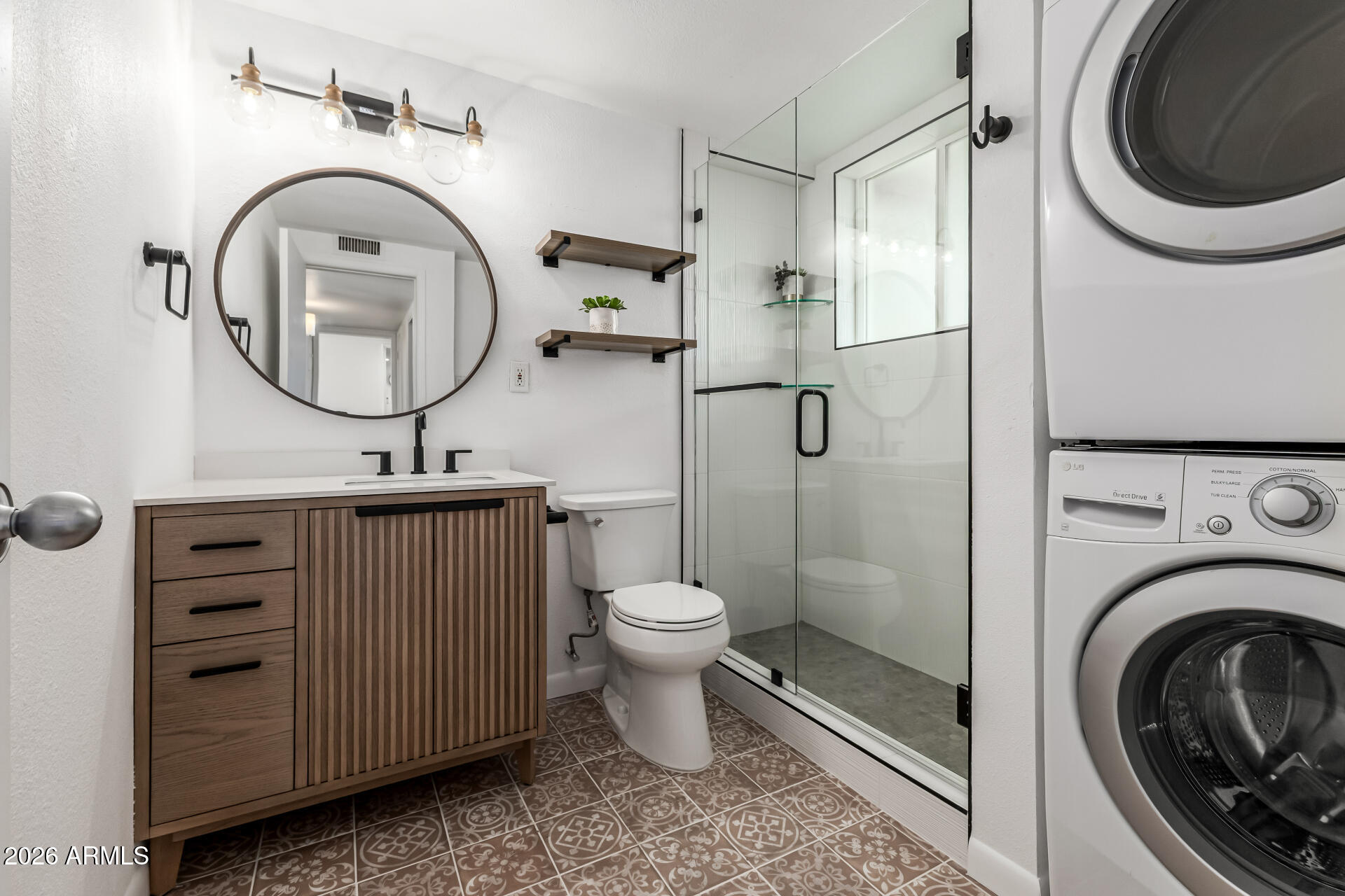 3242 East Camelback Road, Unit 102 Phoenix, AZ 85018 - Photo 17 of 24 17 - Camelback