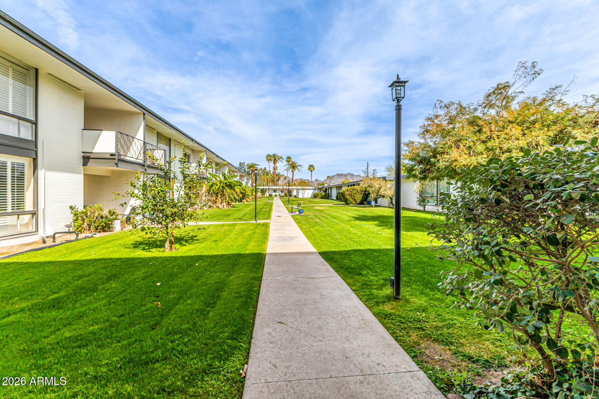 3242 East Camelback Road, Unit 102 Phoenix, AZ 85018 - Photo 22 of 24 22 - Camelback