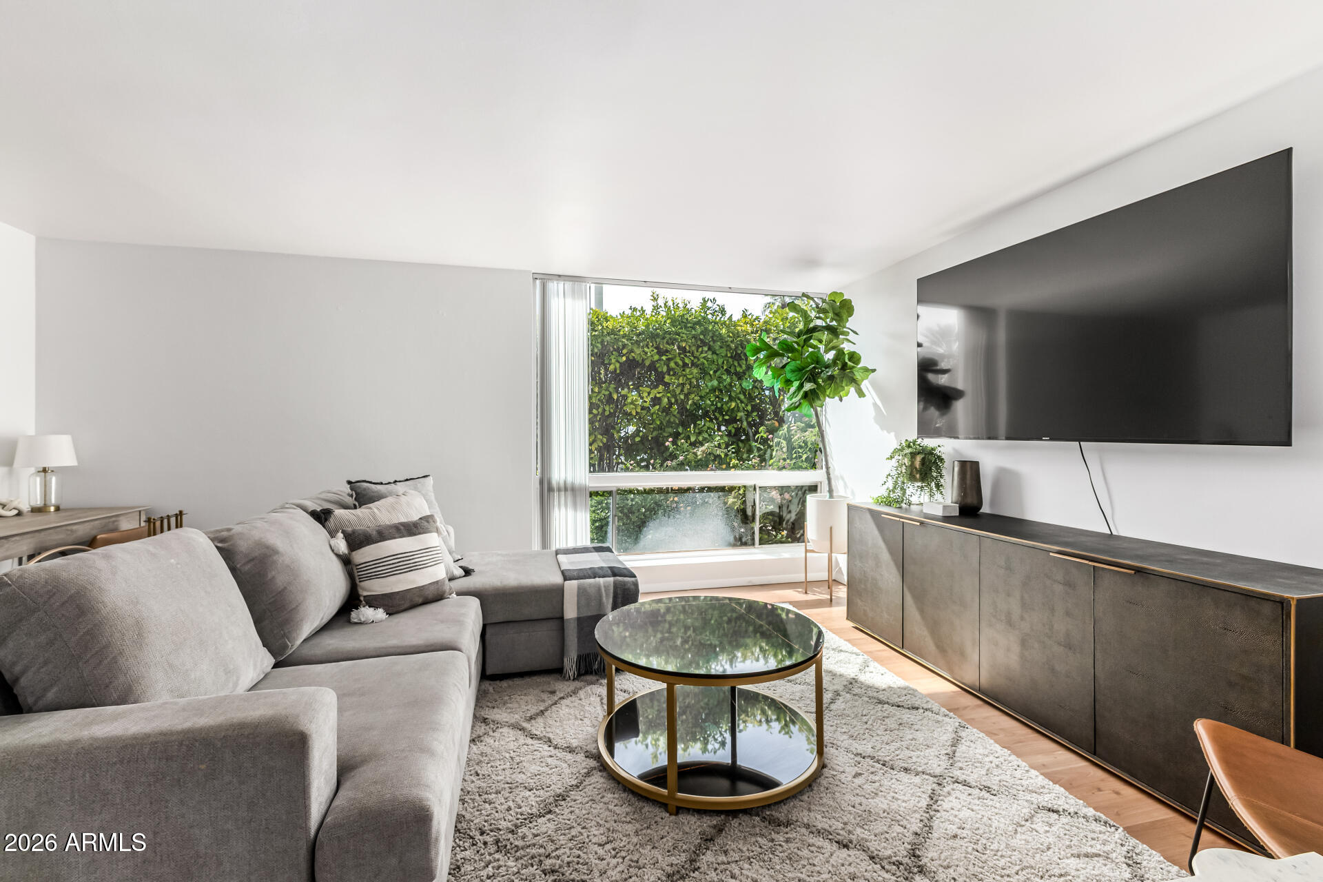 3242 East Camelback Road, Unit 102 Phoenix, AZ 85018 - Photo 7 of 24 07 - Camelback