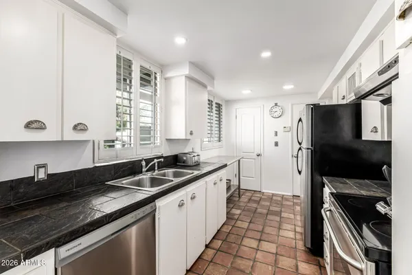$280,000 | 3242 East Camelback Road, Unit 102, Phoenix, AZ 85018