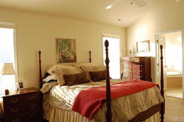 9508 Lost Key Court Raleigh, NC 27617 - Photo 8 of 12 Gallery Image 8