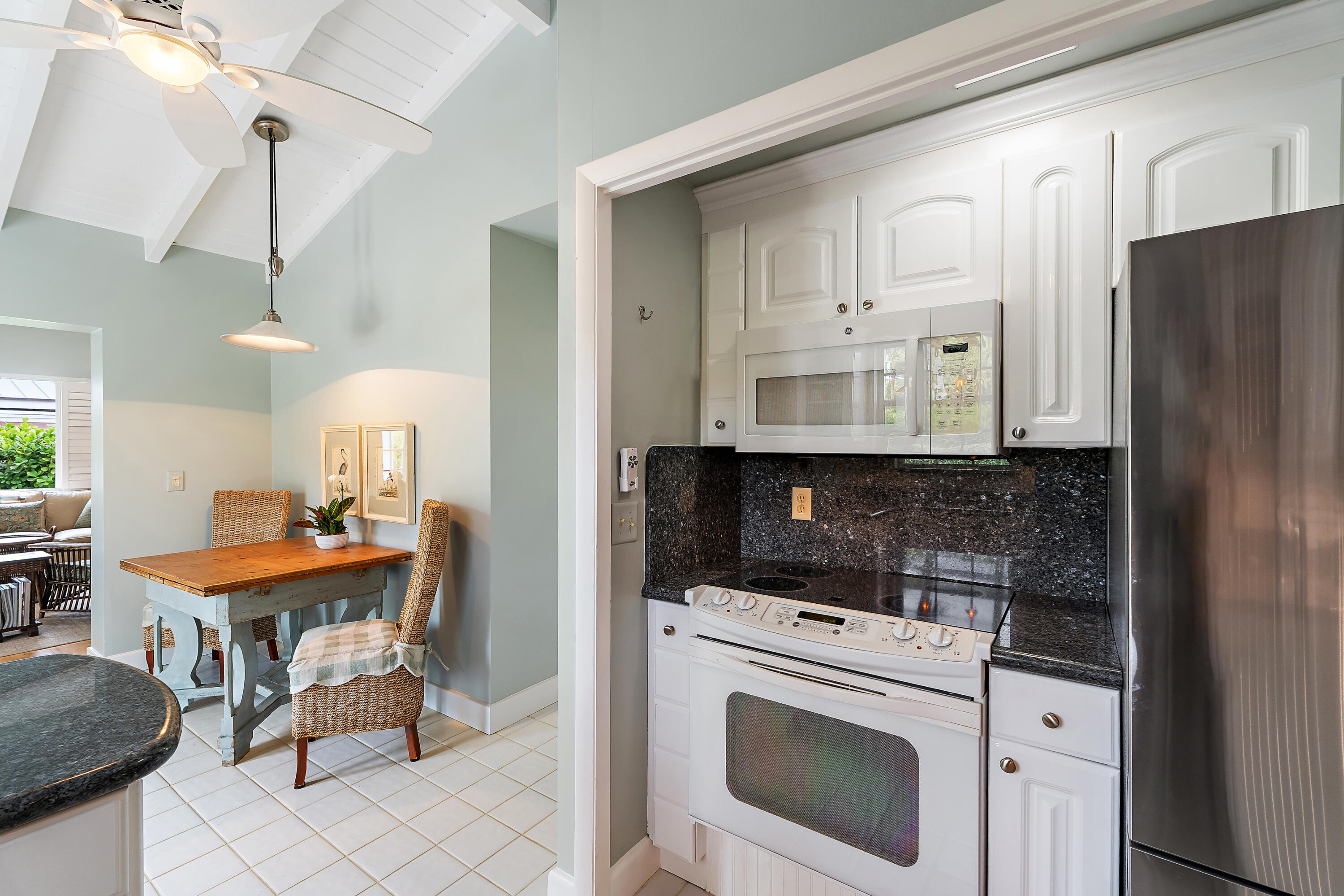 240 Celestial Way, Unit 2 Juno Beach, FL 33408 - Photo 19 of 46 Kitchen