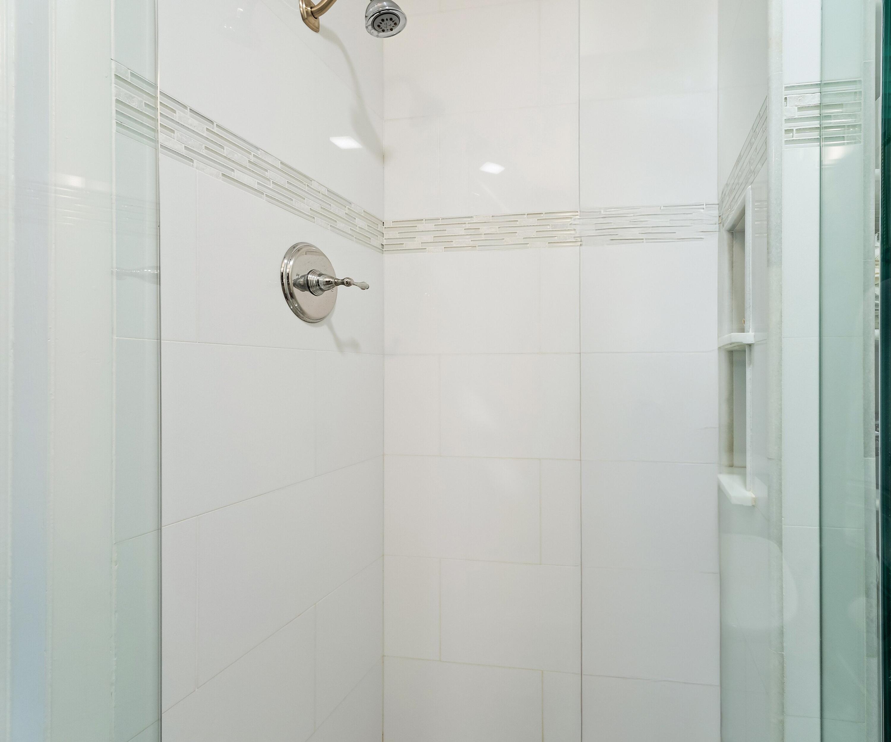 240 Celestial Way, Unit 2 Juno Beach, FL 33408 - Photo 25 of 46 Primary Bath