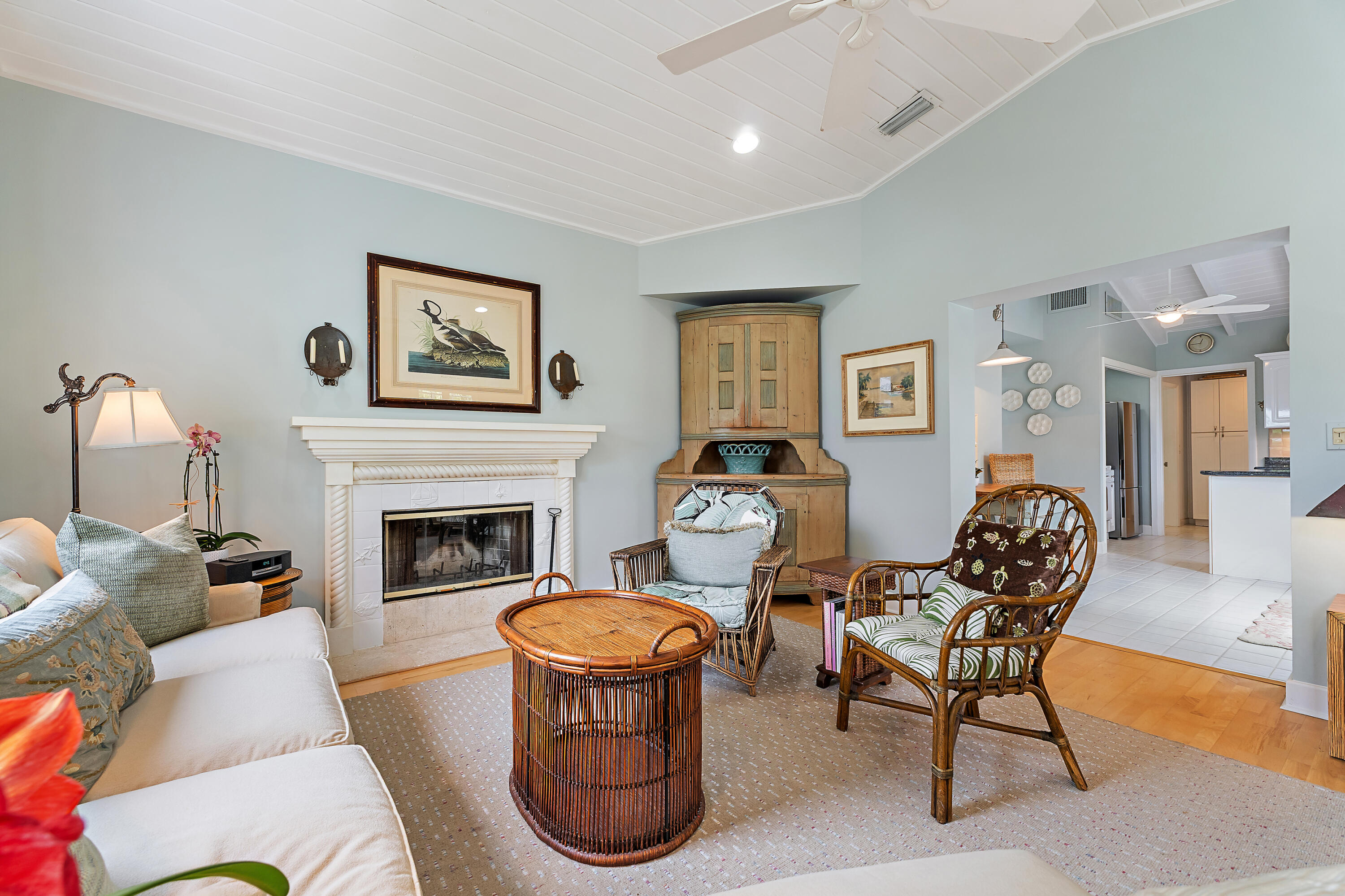 240 Celestial Way, Unit 2 Juno Beach, FL 33408 - Photo 6 of 46 Living Room